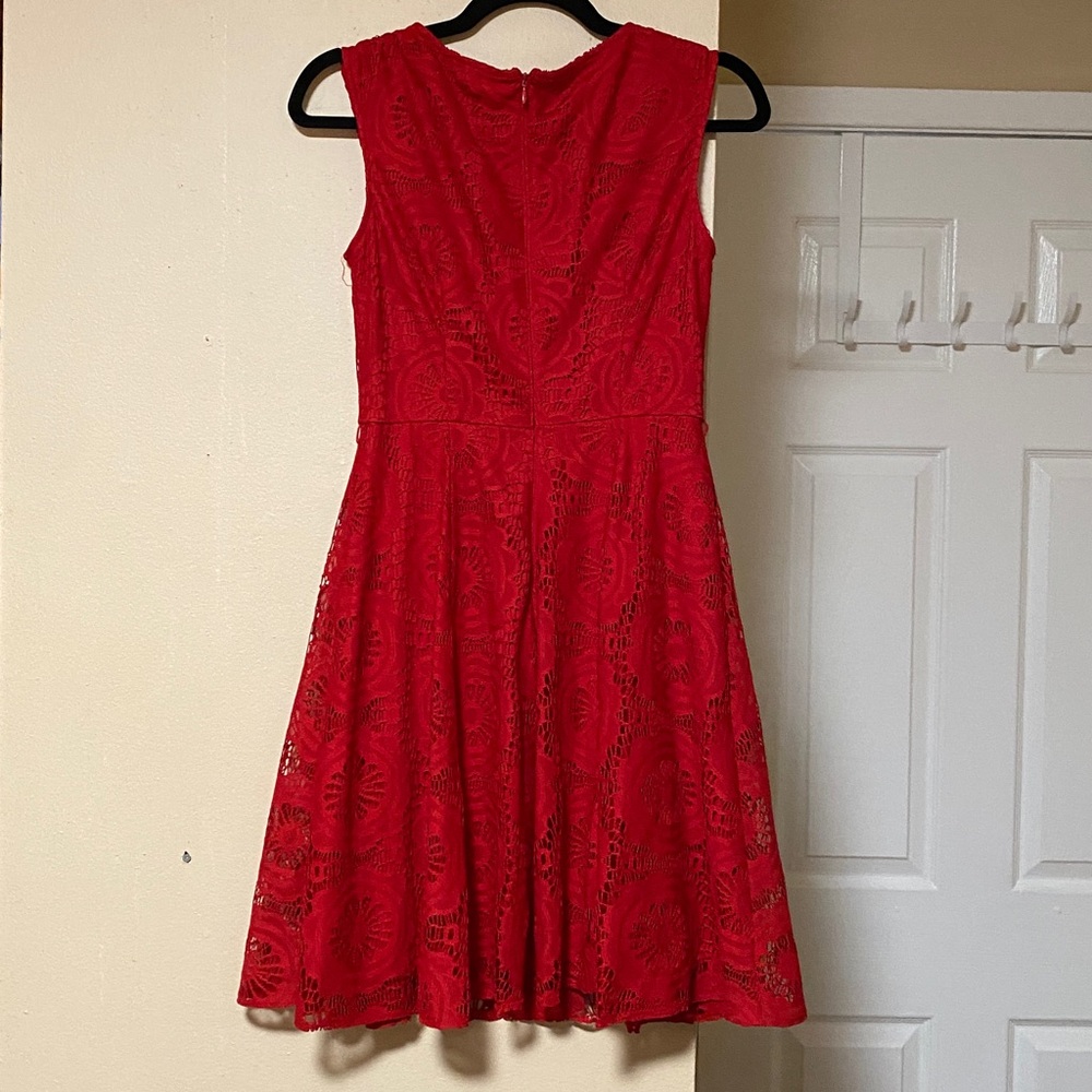 Jessica Red Lace Dress - Picture 3 of 3